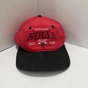 Vintage 1996 Chicago Bulls Snapback Hat Red NBA Men’s